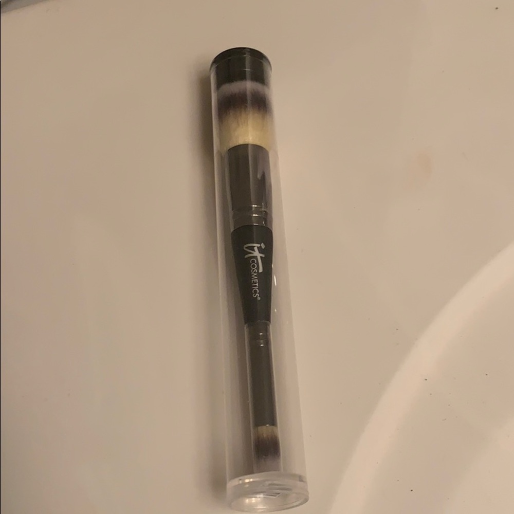it cosmetics heavenly luxe brush #7